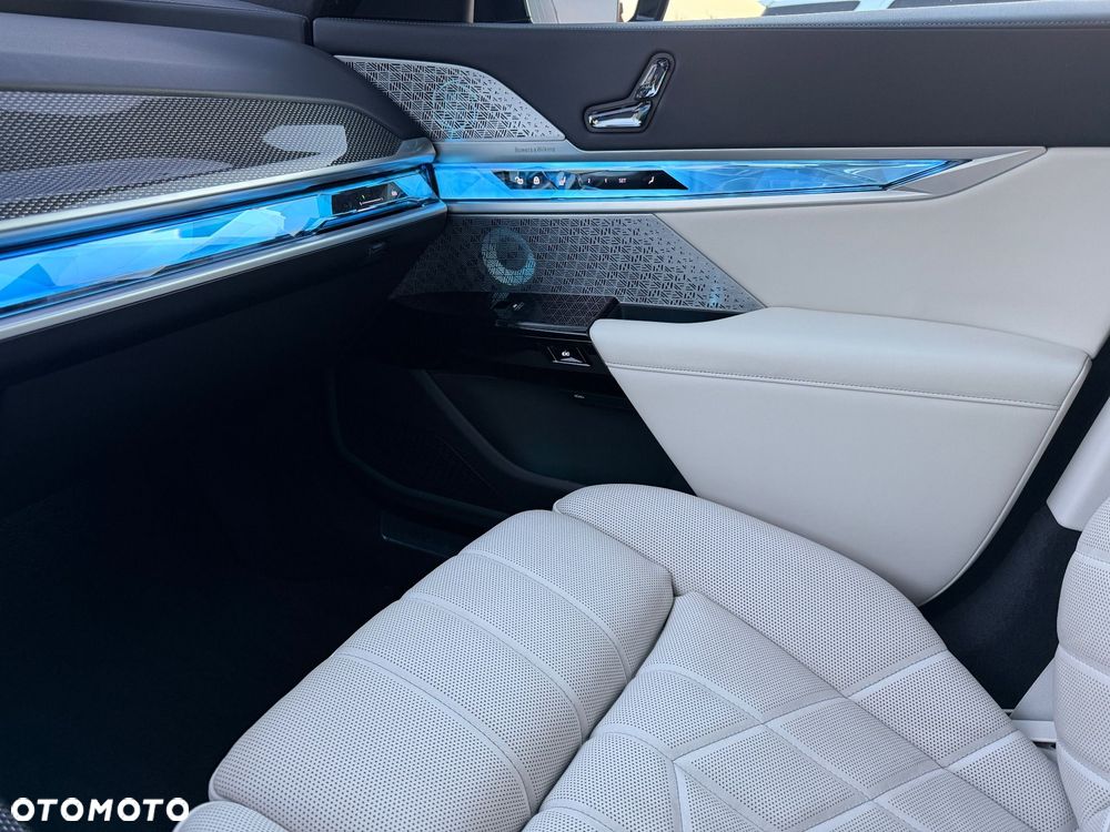 BMW Seria 7 740d xDrive mHEV M Sport sport - 34