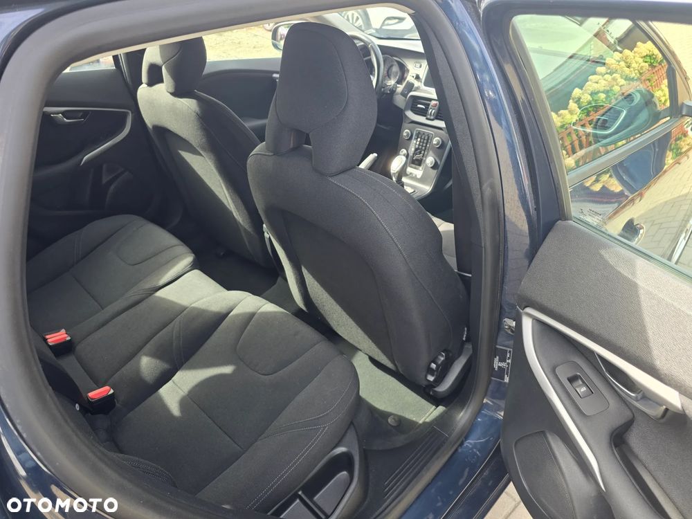 Volvo V40 - 10