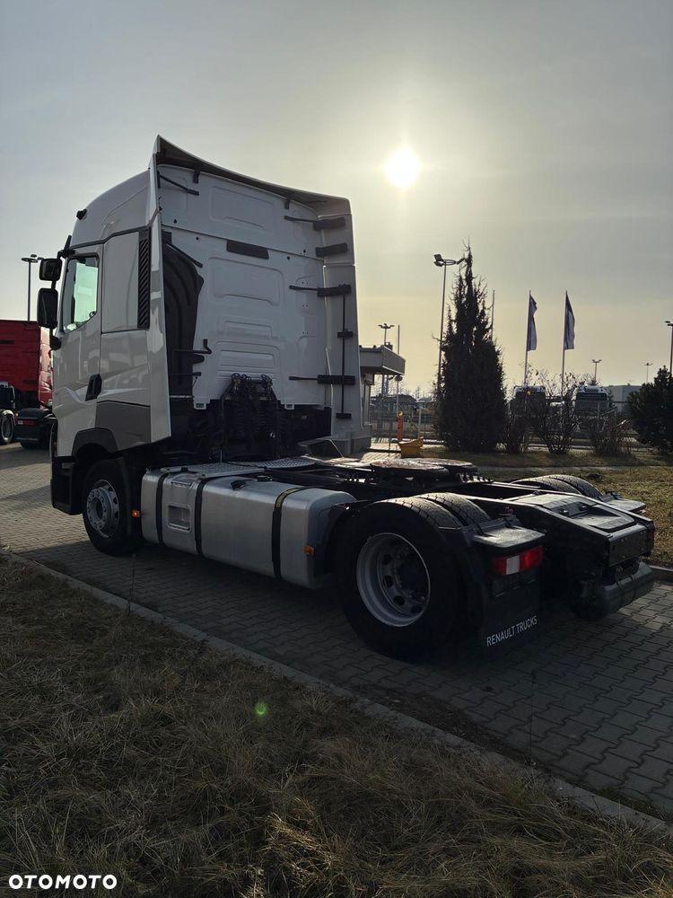 Renault T480 HIGH SLEEPER CAB - 6
