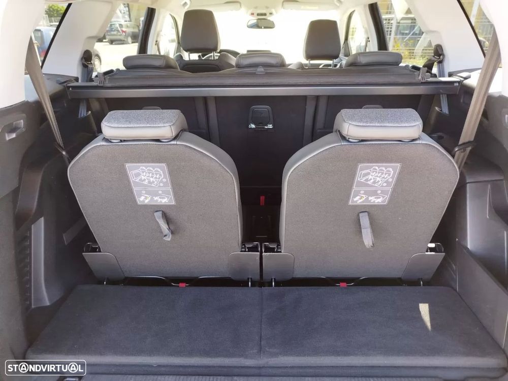 Peugeot 5008 1.5 BlueHDi Allure Pack EAT8 - 14