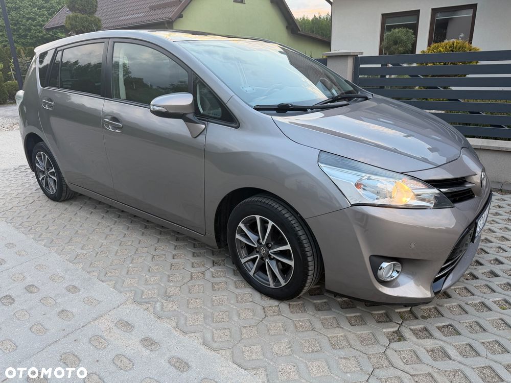 Toyota Verso 1.6 D-4D 5-Sitzer Start/Stop Life - 1