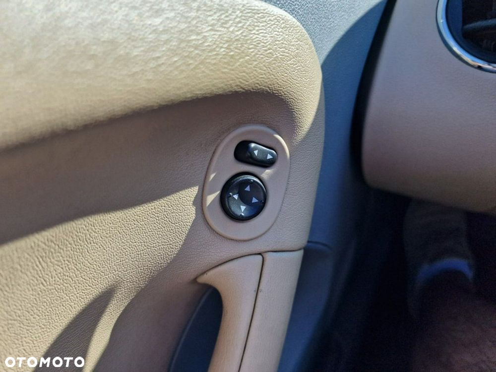 Pontiac Solstice - 29