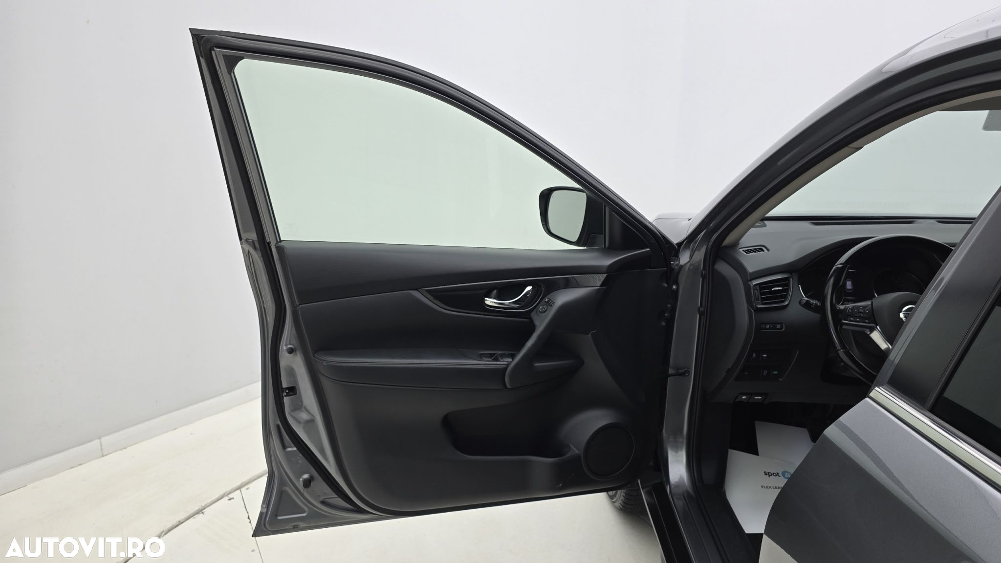 Nissan X-Trail - 10
