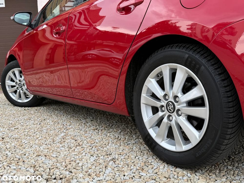 Toyota Auris 2.0 D-4D Premium Comfort - 12