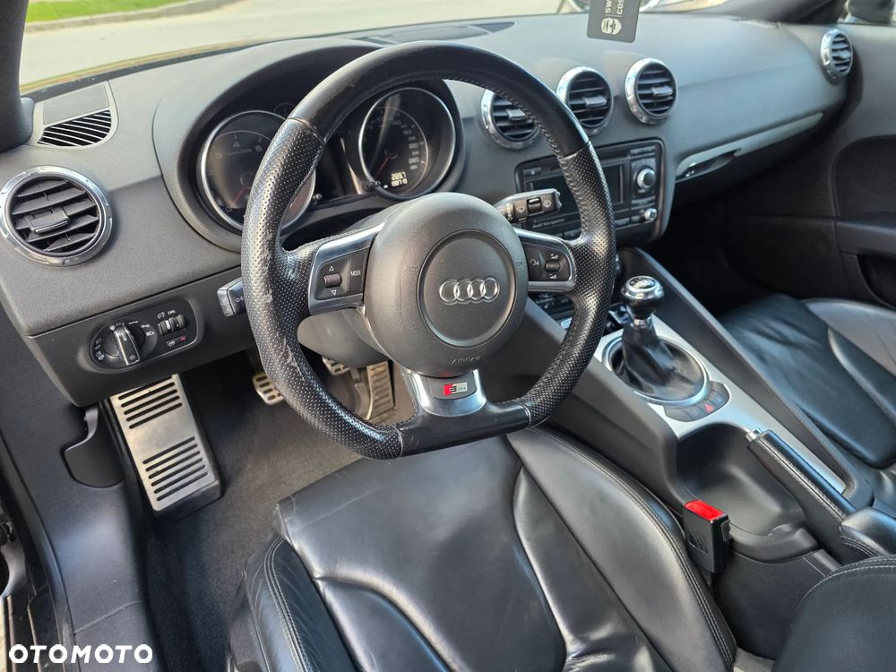 Audi TT Coupé - 8