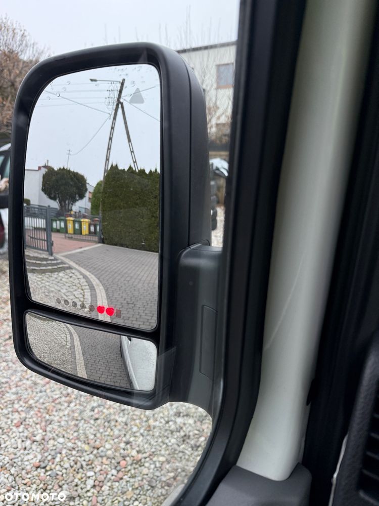 Volkswagen Crafter - 23