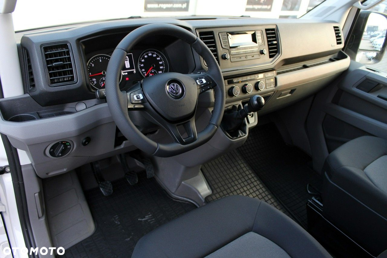 Volkswagen Crafter - 13