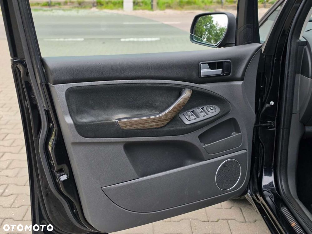 Ford C-MAX - 37