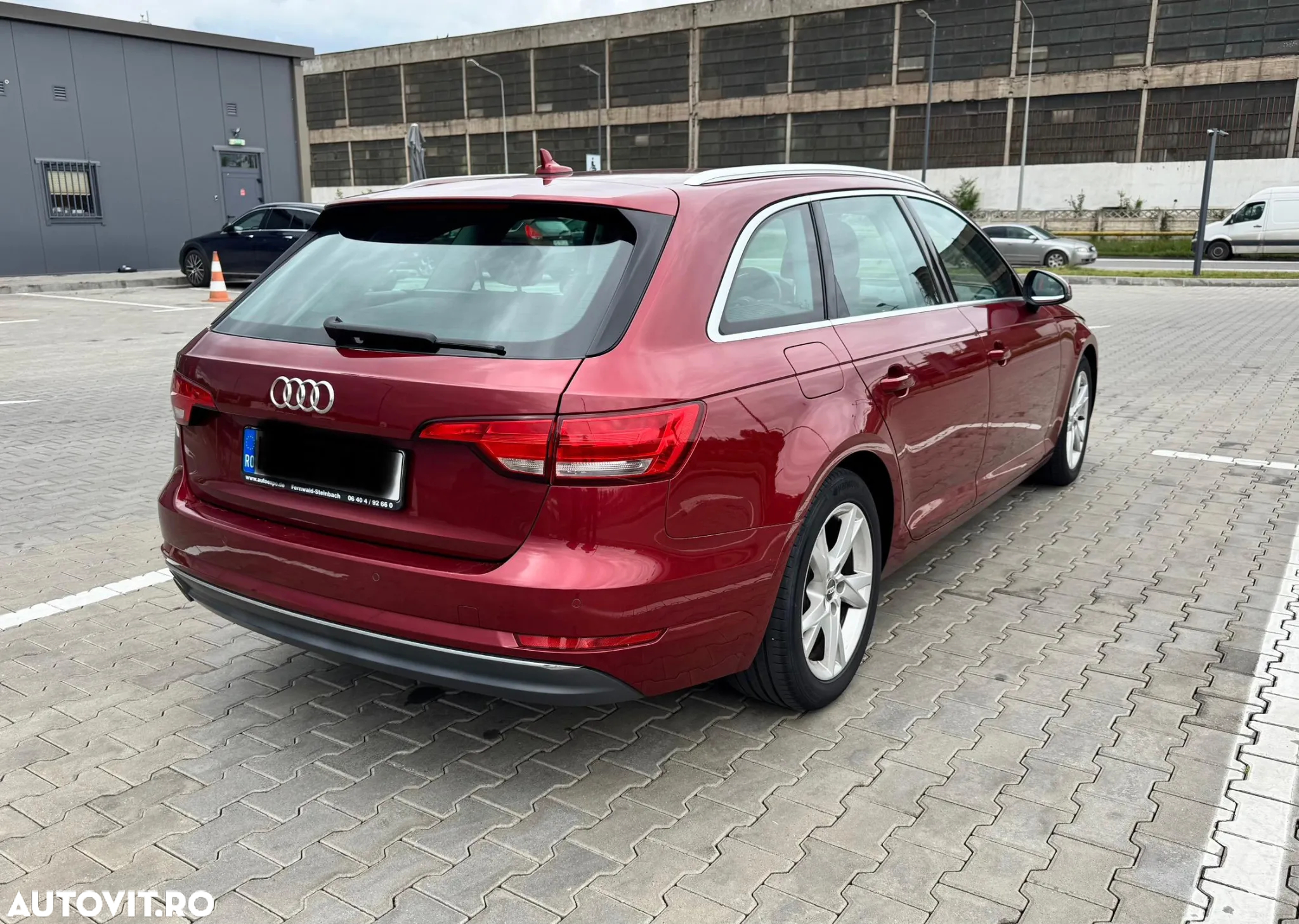 Audi A4 Avant 2.0 TDI S tronic - 2