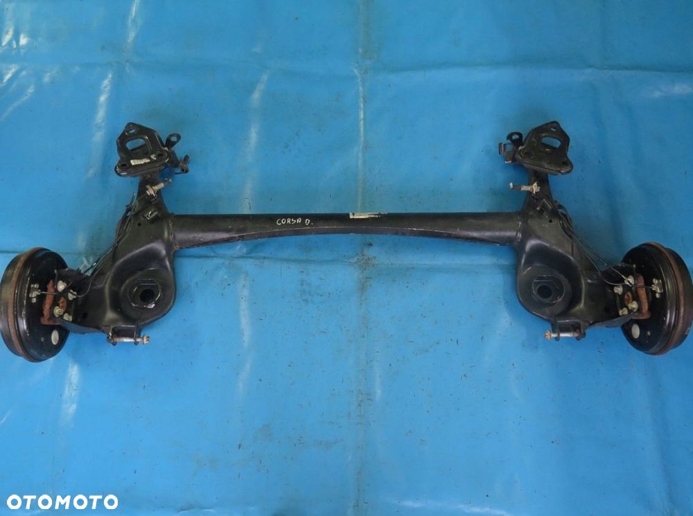 BELKA ZAWIESZENIE OŚ TYŁ GRANDE PUNTO CORSA D - 1