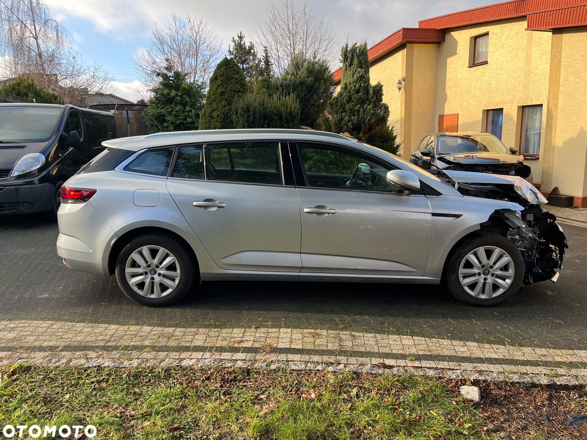 Renault Megane 1.6 E-TECH Plug-In Intens - 4