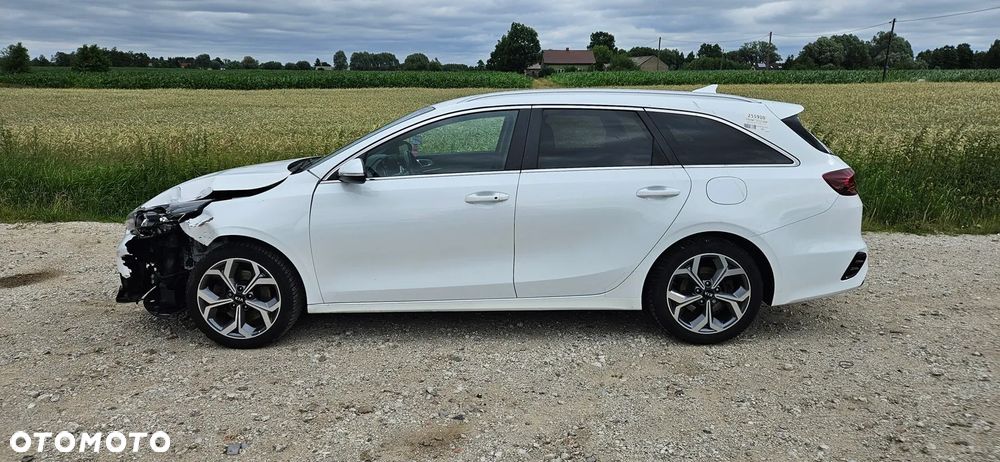 Kia Ceed - 6