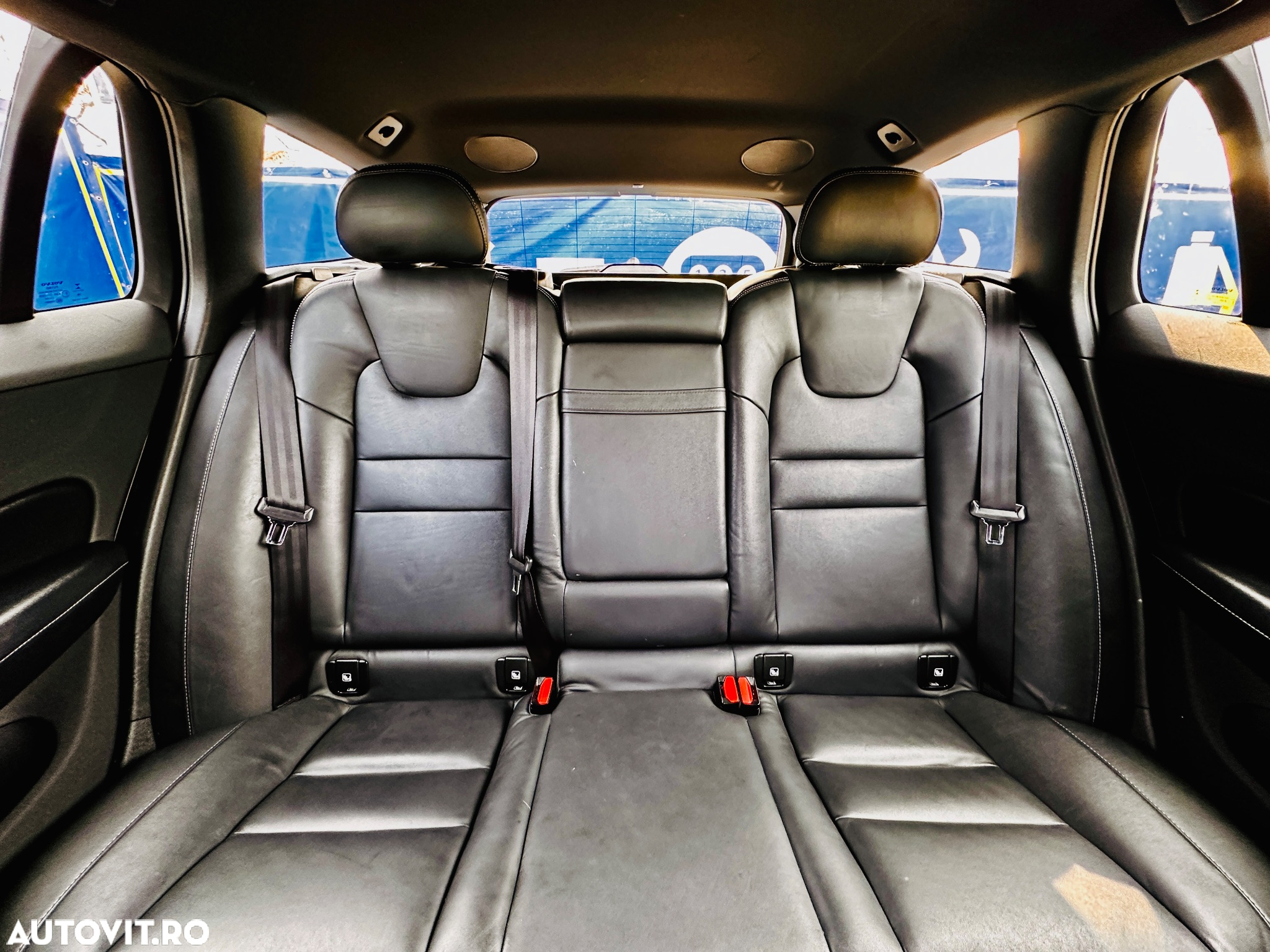 Volvo V60 T5 Geartronic Momentum - 31