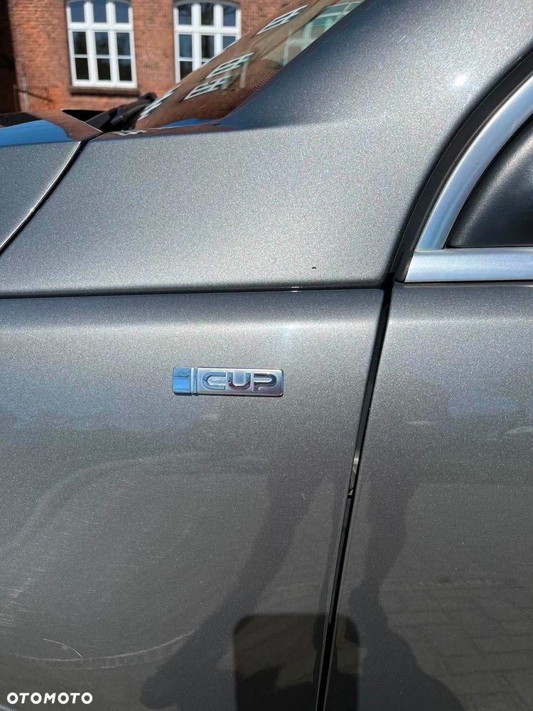 Volkswagen Tiguan - 8