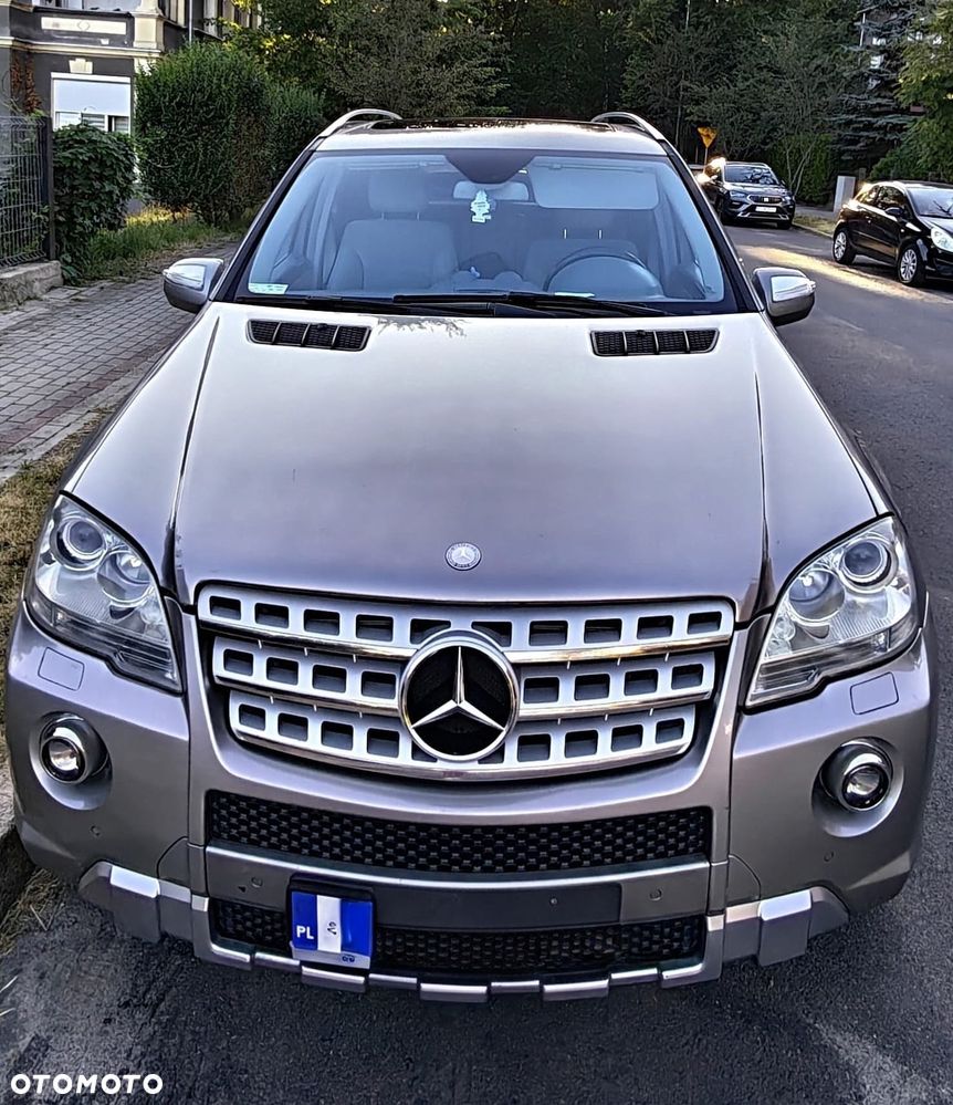 Mercedes-Benz ML - 1