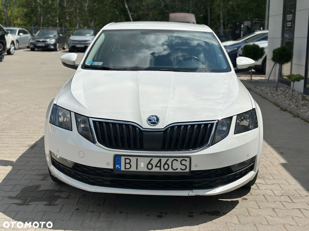 Skoda Octavia - 2