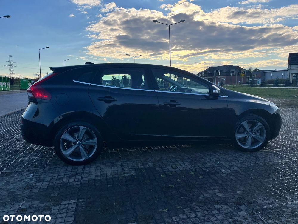 Volvo V40 2013 photo 4