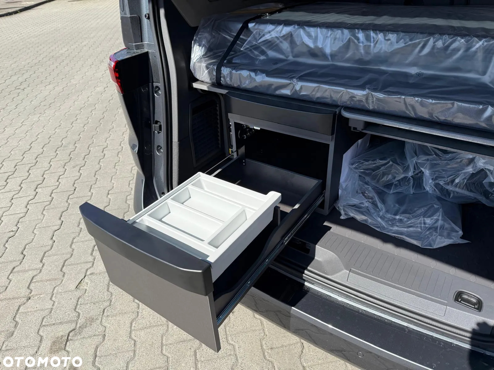Volkswagen California - 35