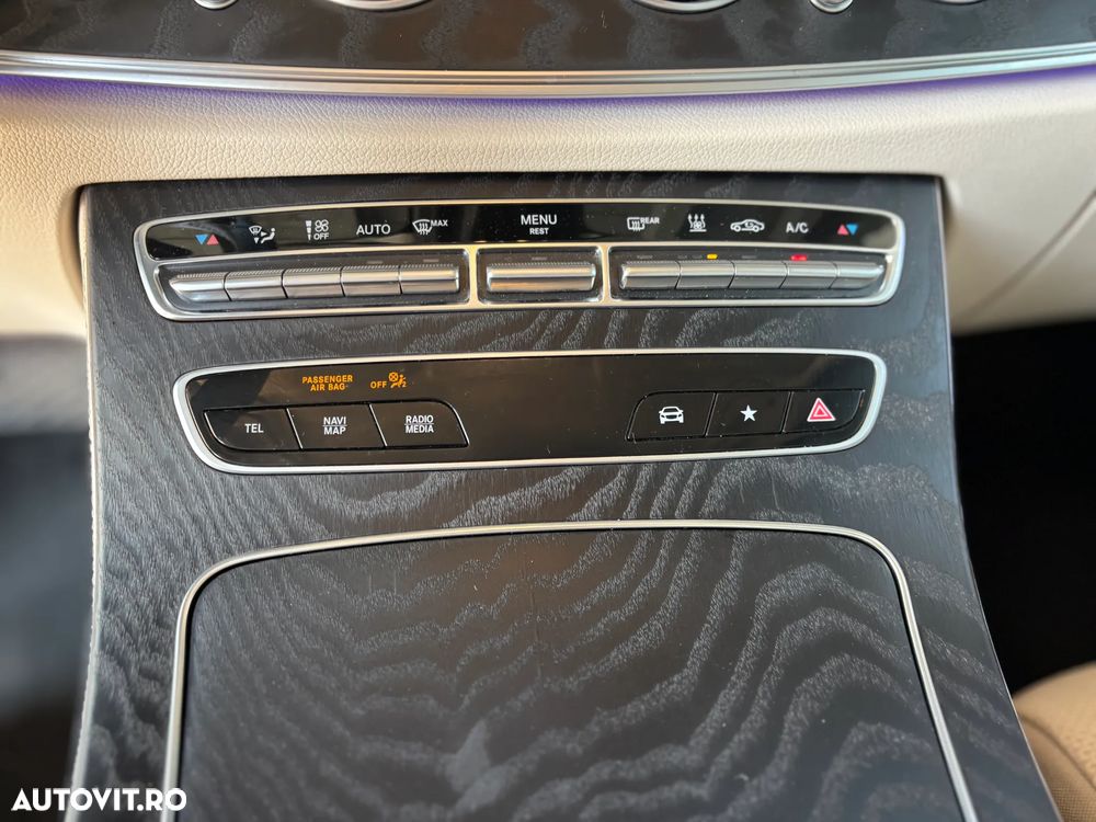 Mercedes-Benz E - 38