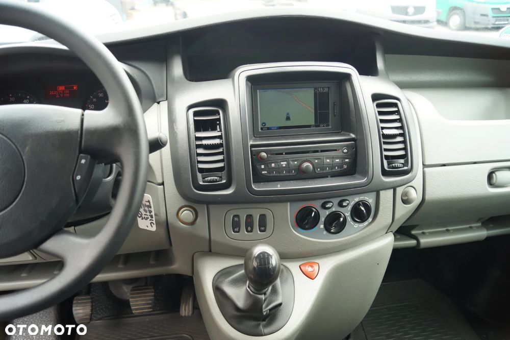 Renault Trafic - 15
