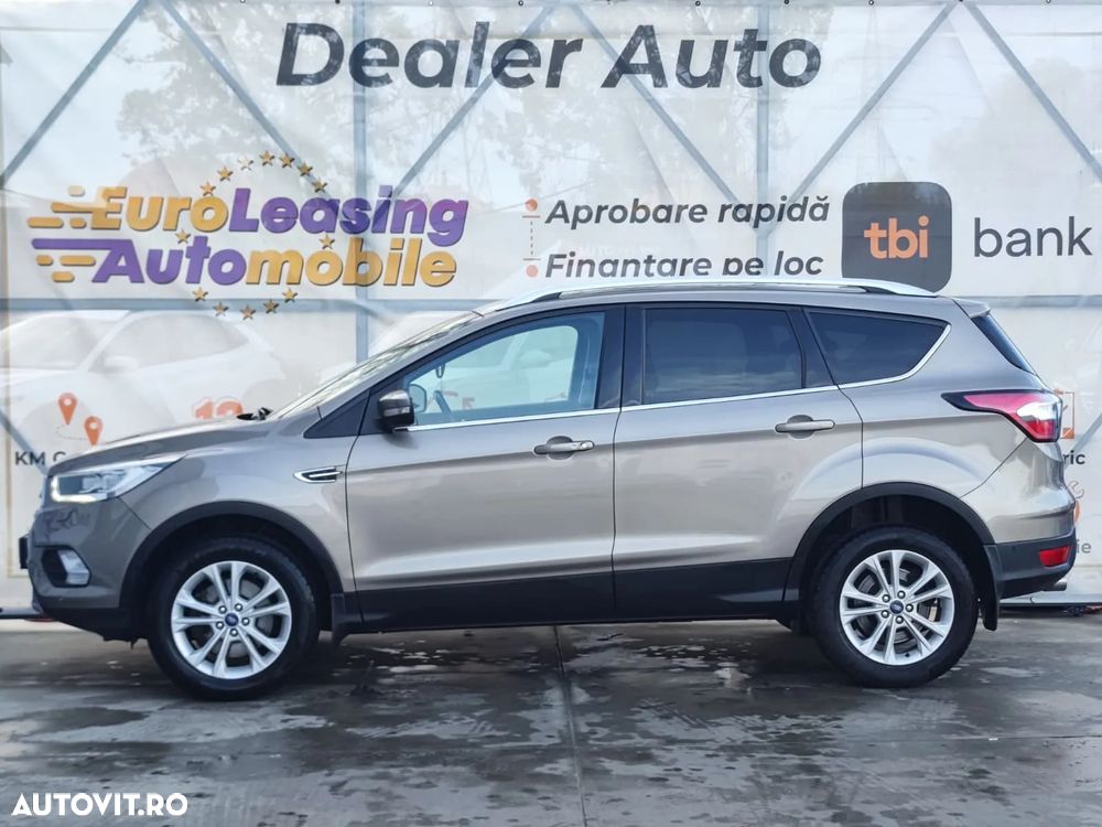 Ford Kuga 1.5 EcoBoost 4WD Aut. Titanium - 5