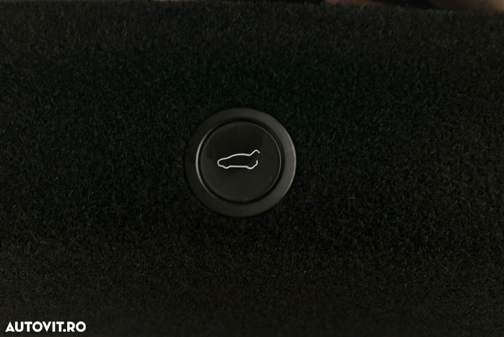 Tesla Model Y Long Range RWD - 21