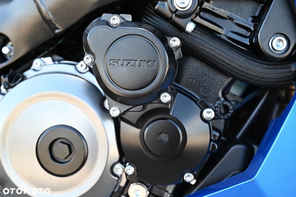 Suzuki GSX 1000 - 34