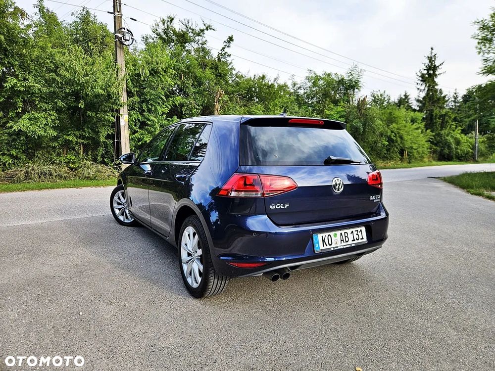 Volkswagen Golf 2.0 TDI BlueMotion Technology Edition - 15