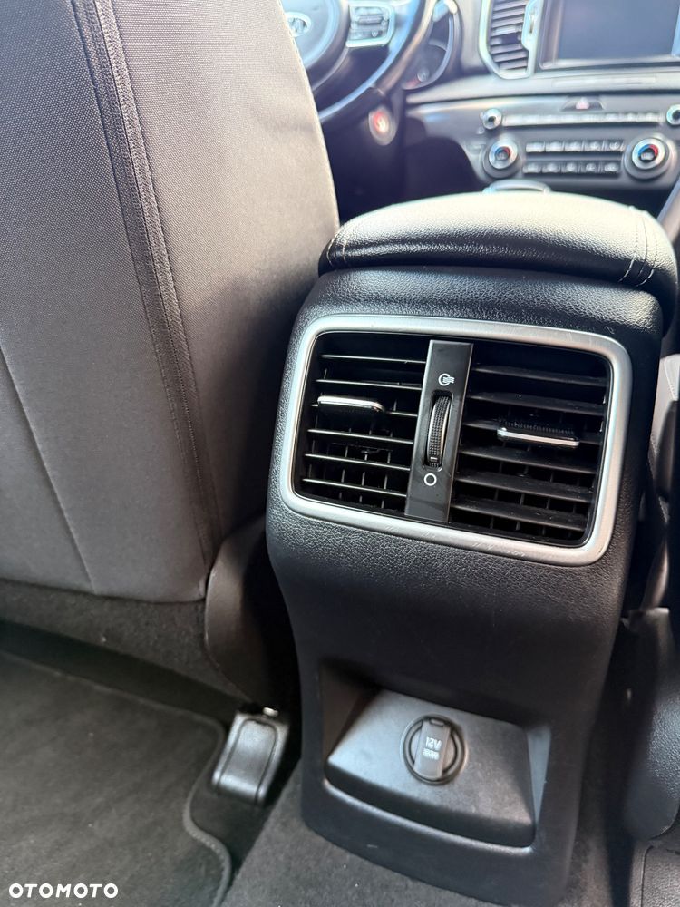 Kia Sportage 1.7 CRDI Business Line 2WD DCT - 35