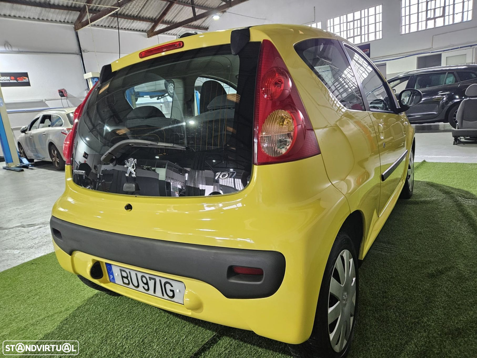 Peugeot 107 1.0 Active 2-Tronic - 4