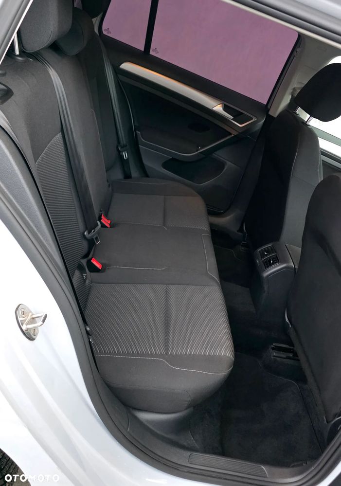 Volkswagen Golf 1.6 TDI (BlueMotion Technology) Trendline - 15
