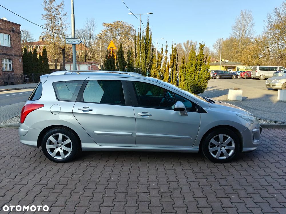 Peugeot 308 1.6 Premium - 31