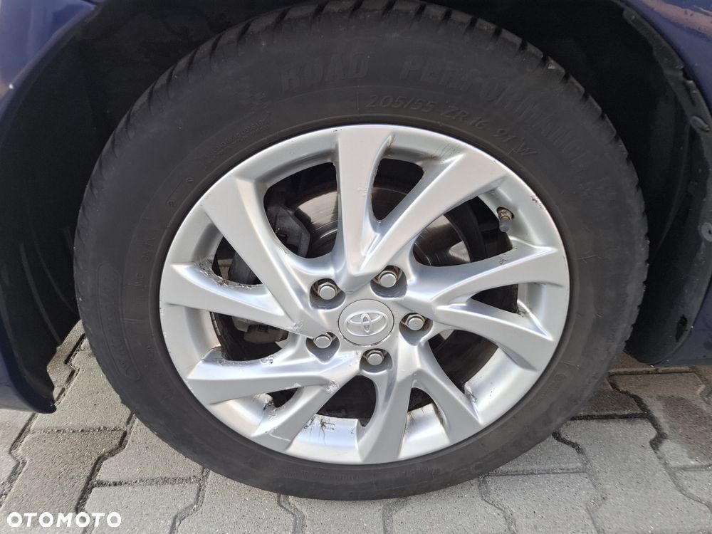 Toyota Auris 1.2 Turbo Comfort - 25