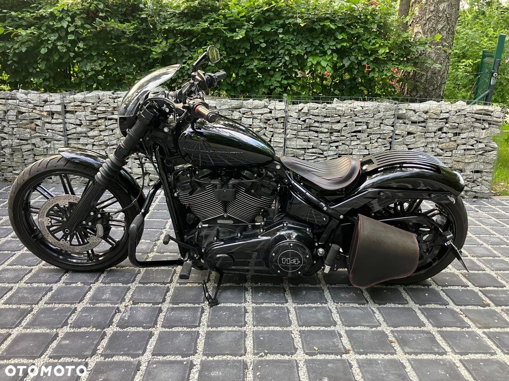 Harley-Davidson Softail Breakout - 2