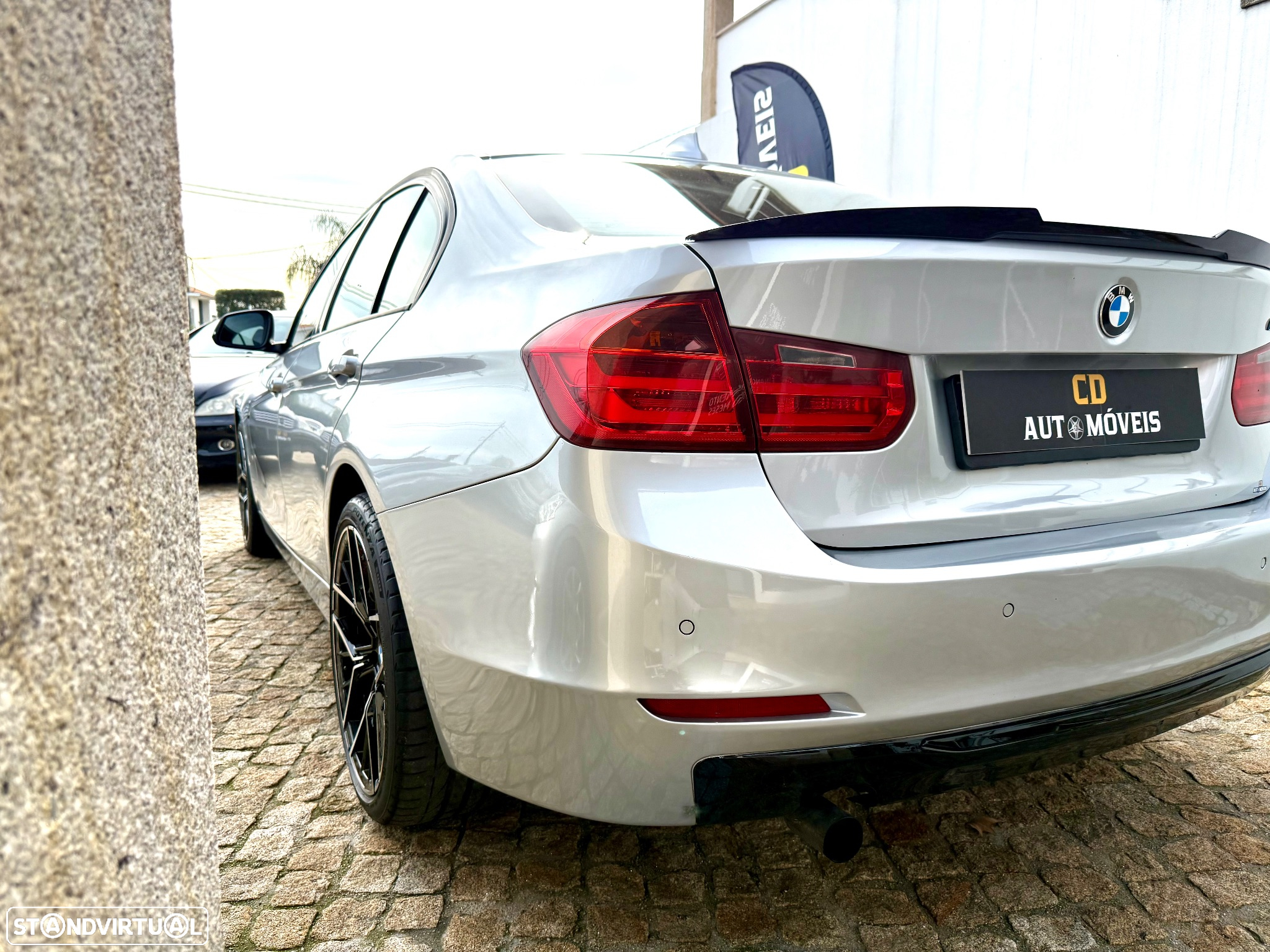 BMW 318 - 24