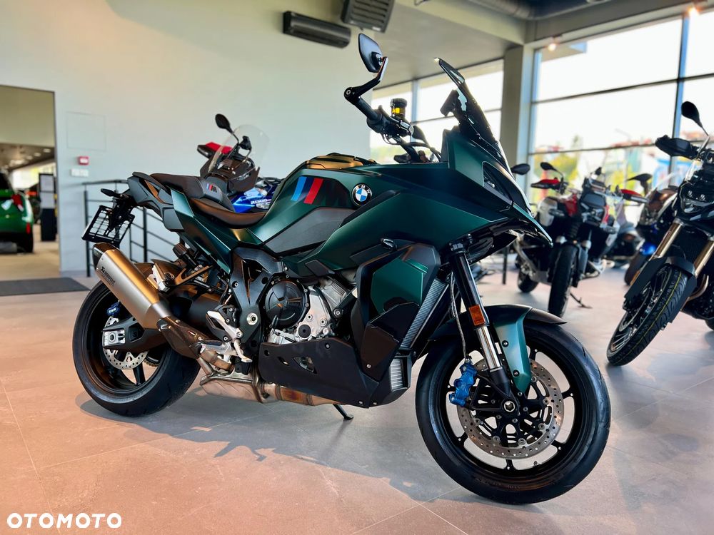 BMW XR - 1