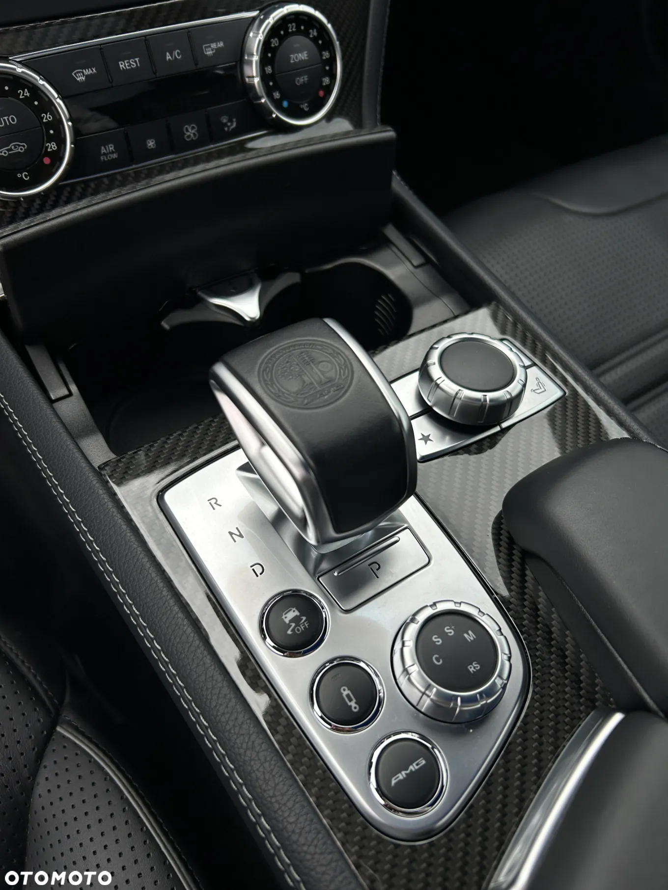 Mercedes-Benz SL - 10