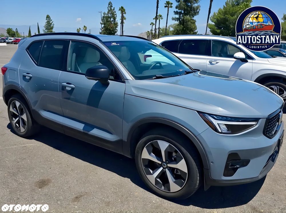 Volvo XC 40 B4 Ultimate Dark - 1