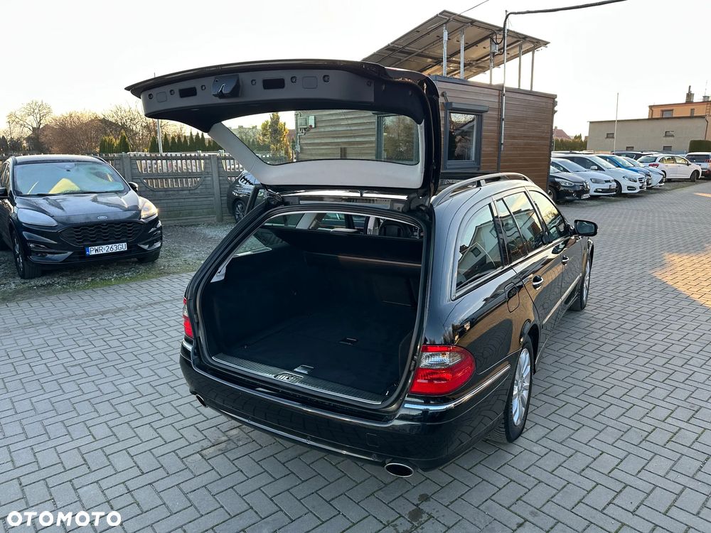 Mercedes-Benz Klasa E - 25