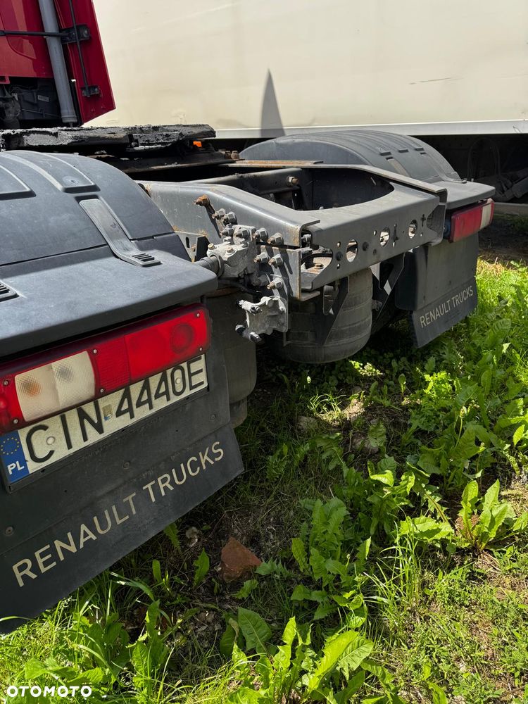 Renault T440 - 25