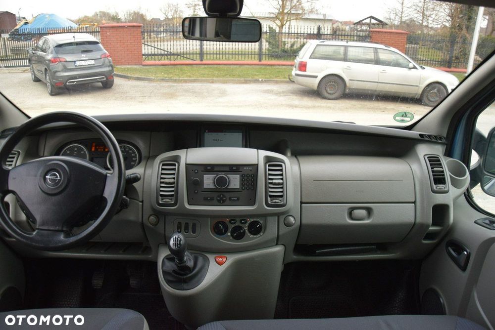 Opel Vivaro - 13