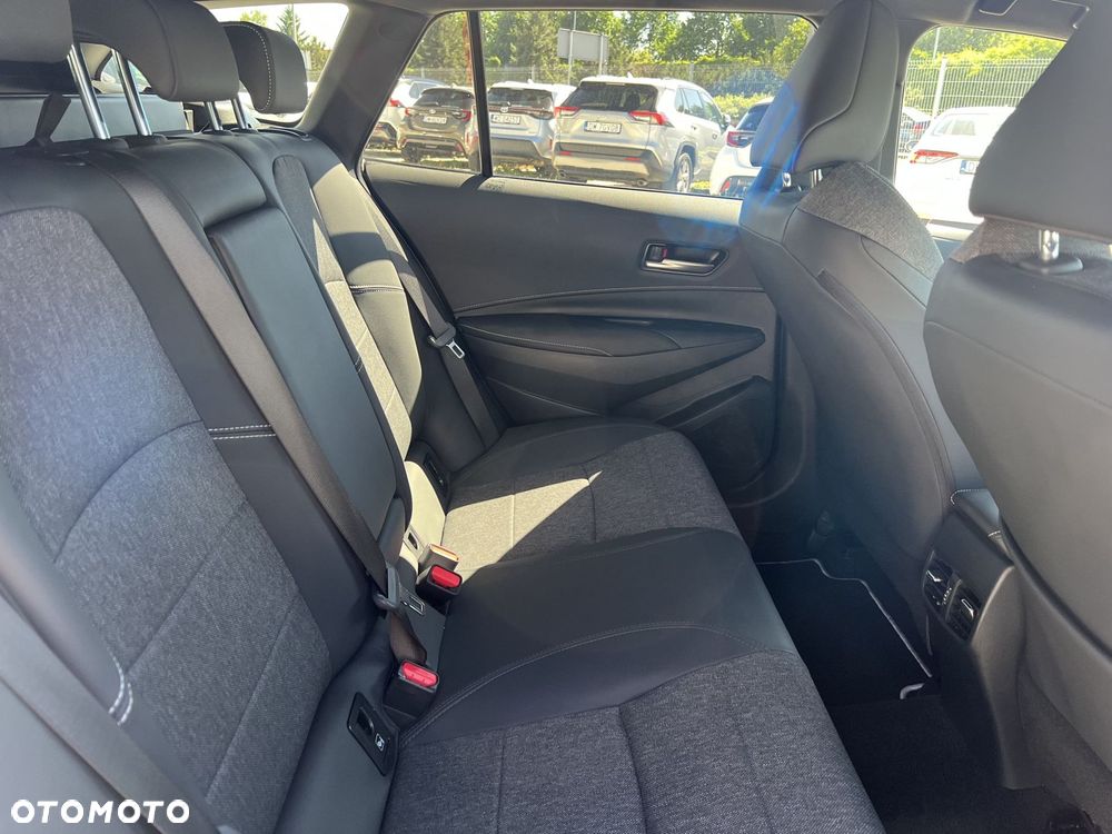 Toyota Corolla 2.0 Hybrid Style - 10