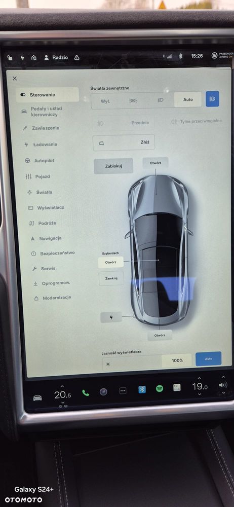 Tesla Model S - 28
