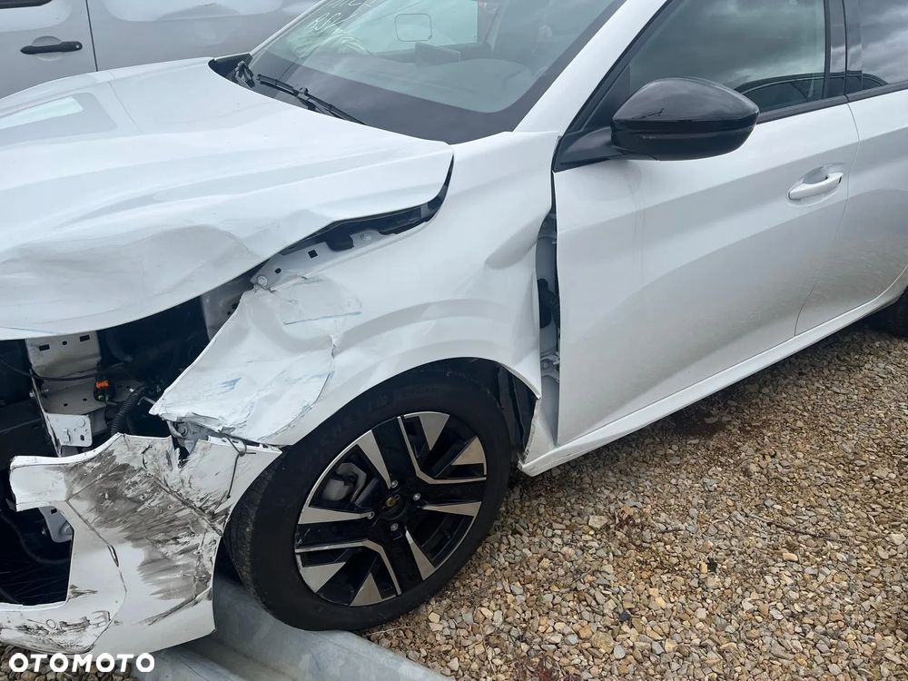 Peugeot 208 PureTech 100 Allure - 6