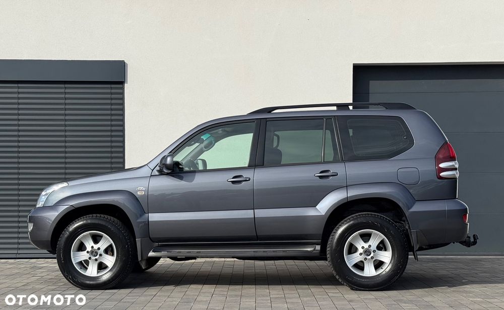 Toyota Land Cruiser 2005 photo 4