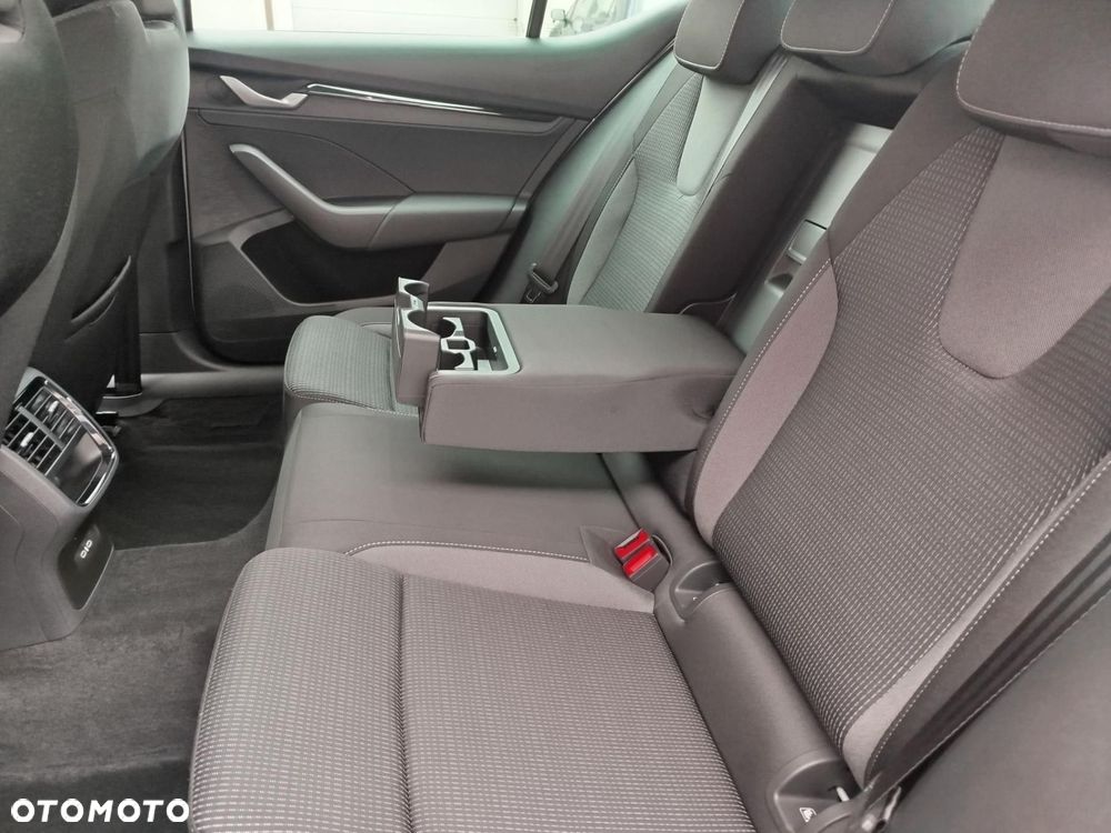 Skoda Octavia 1.5 TSI Selection - 14