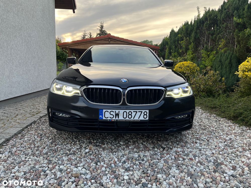 BMW Seria 5 520d xDrive Sport Line sport - 3