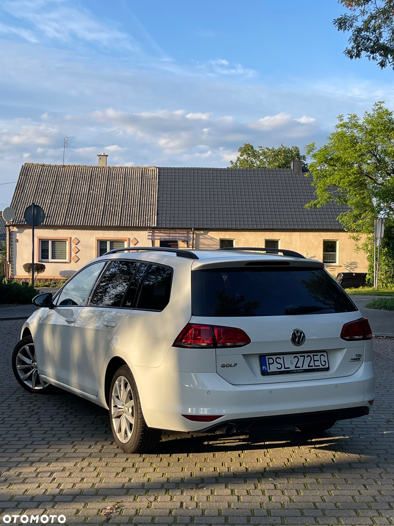 Volkswagen Golf Variant 1.6 TDI BlueMotion Technology Comfortline - 2