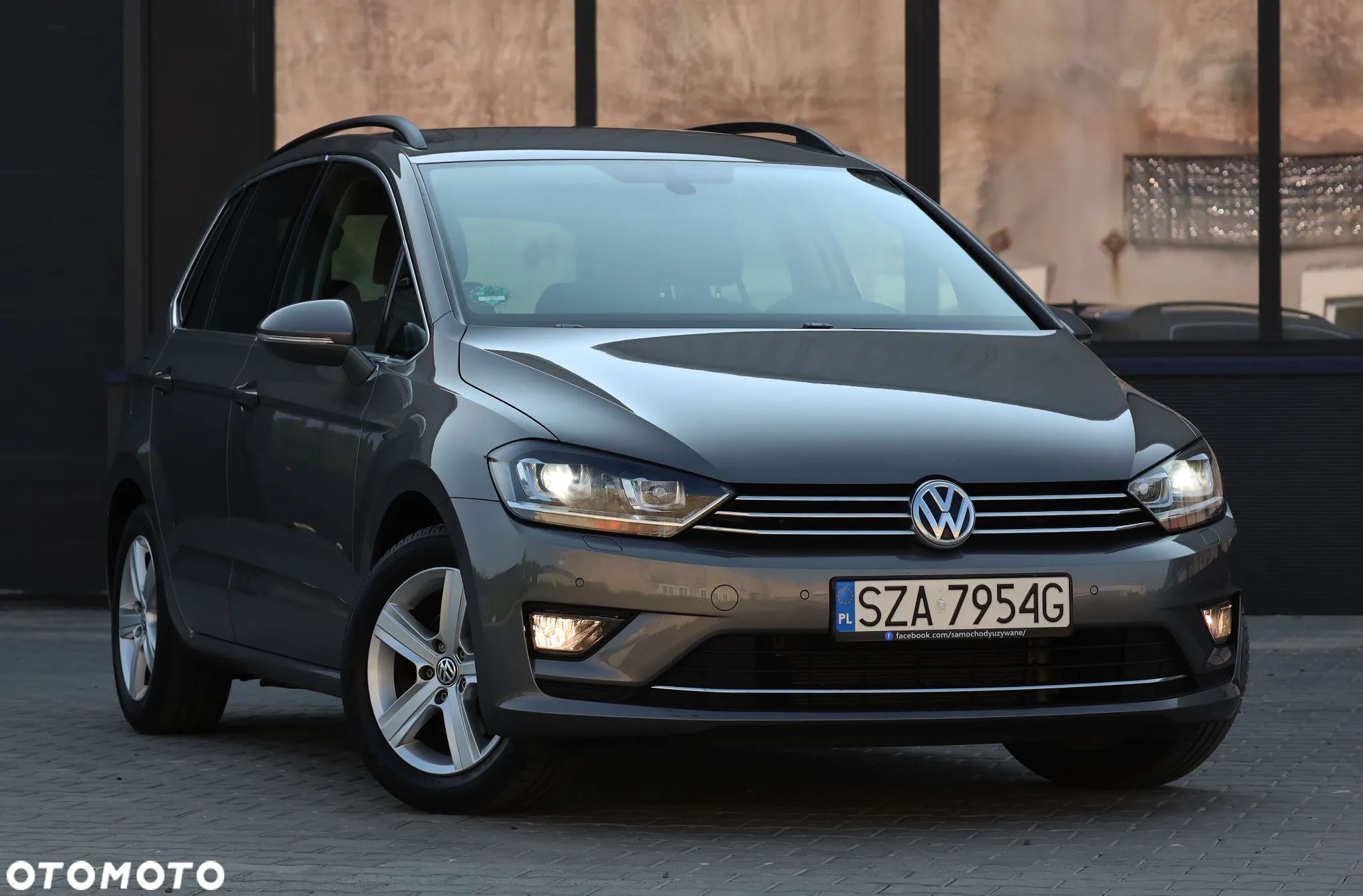 Volkswagen Golf Sportsvan 1.4 TSI (BlueMotion Technology) DSG Highline - 1