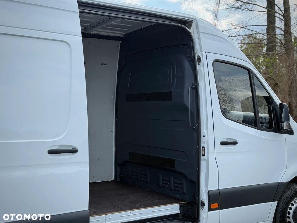 Mercedes-Benz Sprinter 315 CDI / Maxi L3 H2 / 2023 ROK Automat 9G Tronic / 185.610KM Przebieg / Reflektory LED / Zarejestrowany w PL - 7